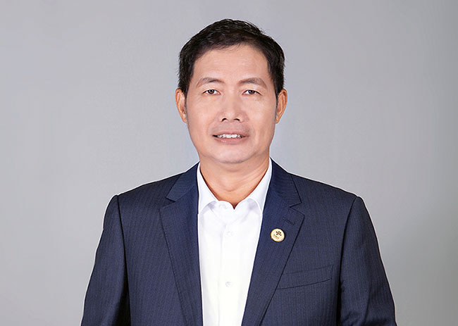 覃九三 先生 覃九三 先生